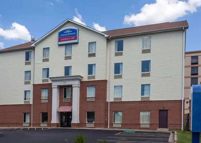 Howard Johnson By Wyndham Airport
